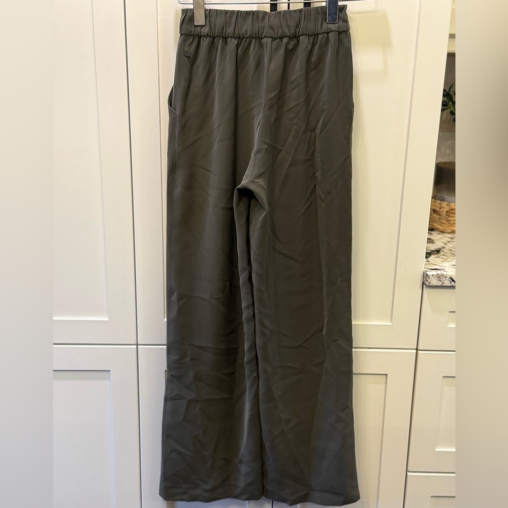 Lululemon Noir Pant - Picture 2 of 6